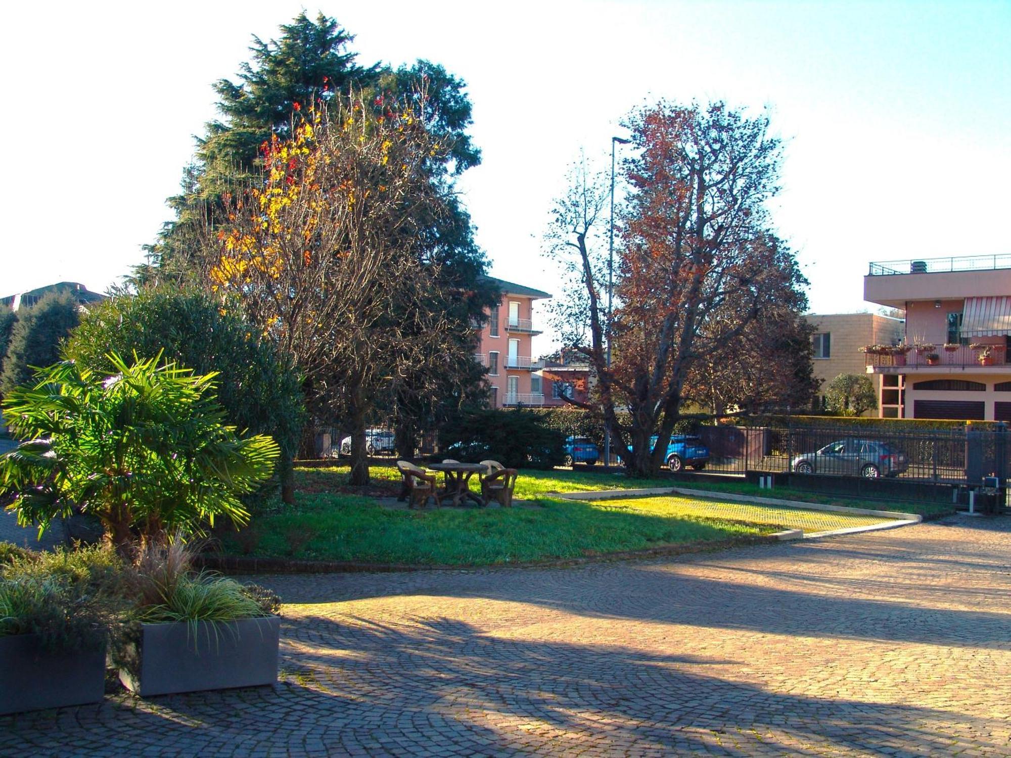 Modern Apartment Luci & Stelle Near Lake Como Nibionno Buitenkant foto