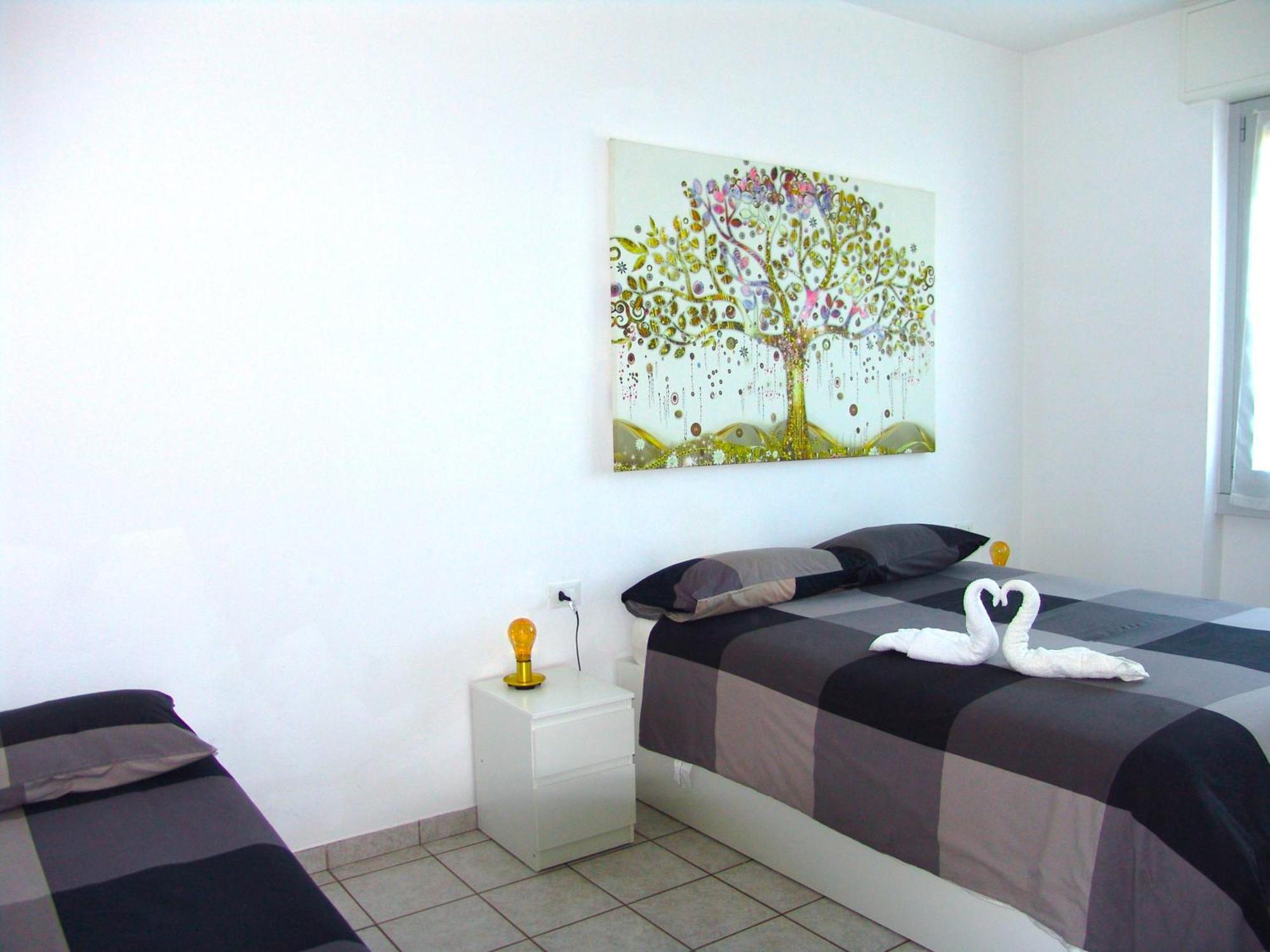 Modern Apartment Luci & Stelle Near Lake Como Nibionno Buitenkant foto